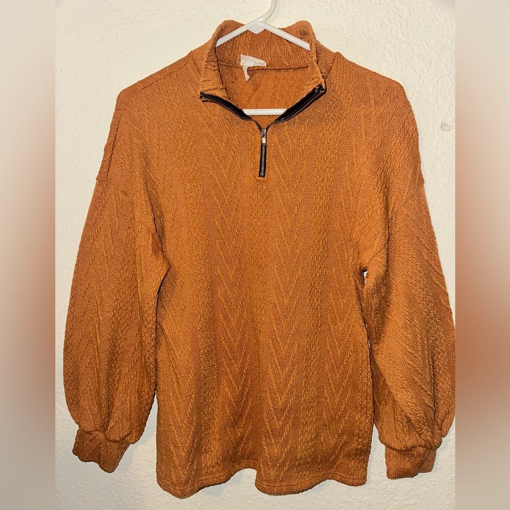 Women’s Sweater with Qtr-Zip
